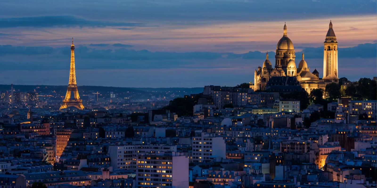 Paris au crépuscule, la tour Eiffel et le Sacré-Cœur